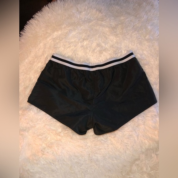 Lascana VENUS Black Women's Swim Coverup Shorts size 6 - Picture 9 of 12